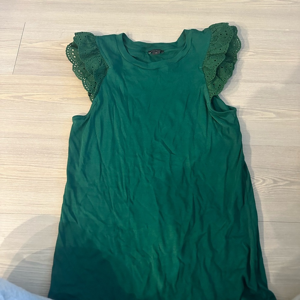 ❤️BOGO FREE❤️ green top